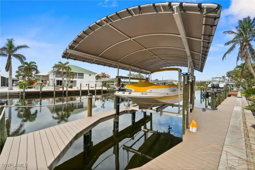 Picture of 2405 Cherimoya Ln, St. James City FL 33956