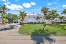 Picture of 3869 Riviera Cir, Bonita Springs, FL 34134