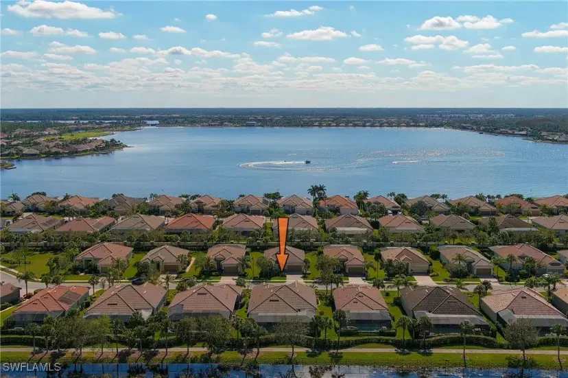 Picture of 9307 Fieldstone Ln, Naples FL 34120