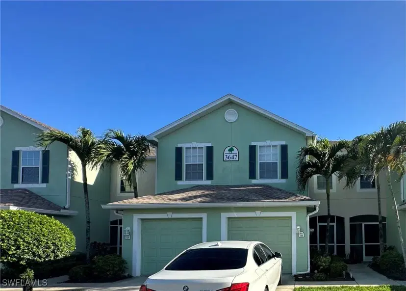 Picture of 3647 Pine Oak Cir 106, Fort Myers FL 33916