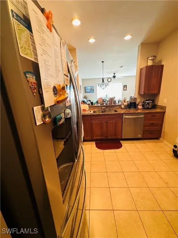 Picture of 3647 Pine Oak Cir 106, Fort Myers FL 33916