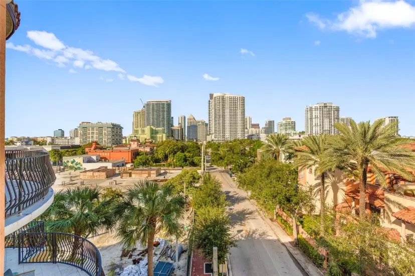 Picture of 1111 E Las Olas Blvd 413, Fort Lauderdale FL 33301