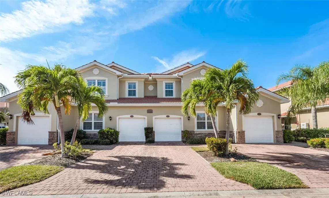Picture of 8564 Oakshade Circle Cir 102, Fort Myers, FL 33919