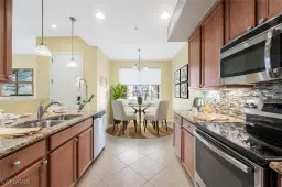 Picture of 8564 Oakshade Circle Cir 102, Fort Myers, FL 33919