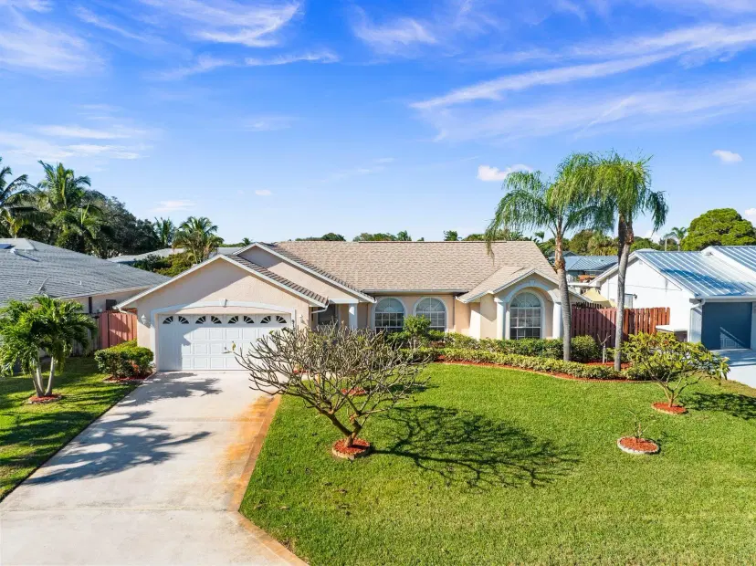 Picture of 917 NE Maranta Terrado, Jensen Beach FL 34957