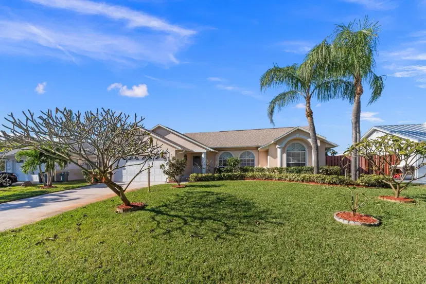 Picture of 917 NE Maranta Terrado, Jensen Beach FL 34957
