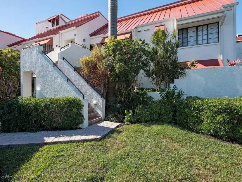 Picture of 511 Serendipity Dr 511, Naples FL 34108