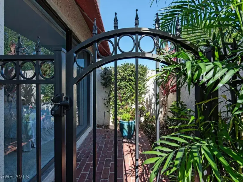 Picture of 511 Serendipity Dr 511, Naples FL 34108