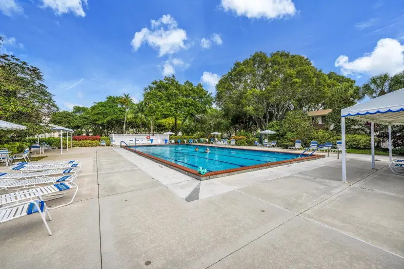 Picture of 3970 Oaks Clubhouse Dr 207, Pompano Beach FL 33069