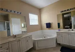 Picture of 1113 Amber Lake Ct, Cape Coral, FL 33909