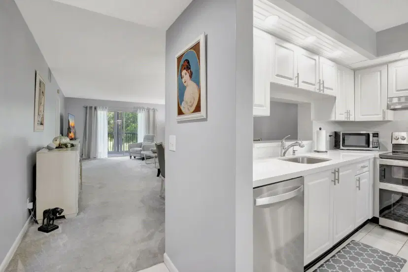 Picture of 12701 SW 13Th St 206 F, Pembroke Pines FL 33027