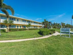 Picture of 473 12Th Avenue S B13, Naples, FL 34102