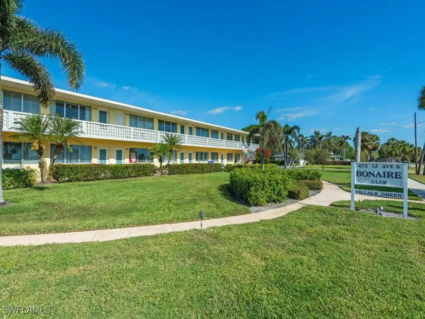 Picture of 473 12Th Avenue S B13, Naples FL 34102