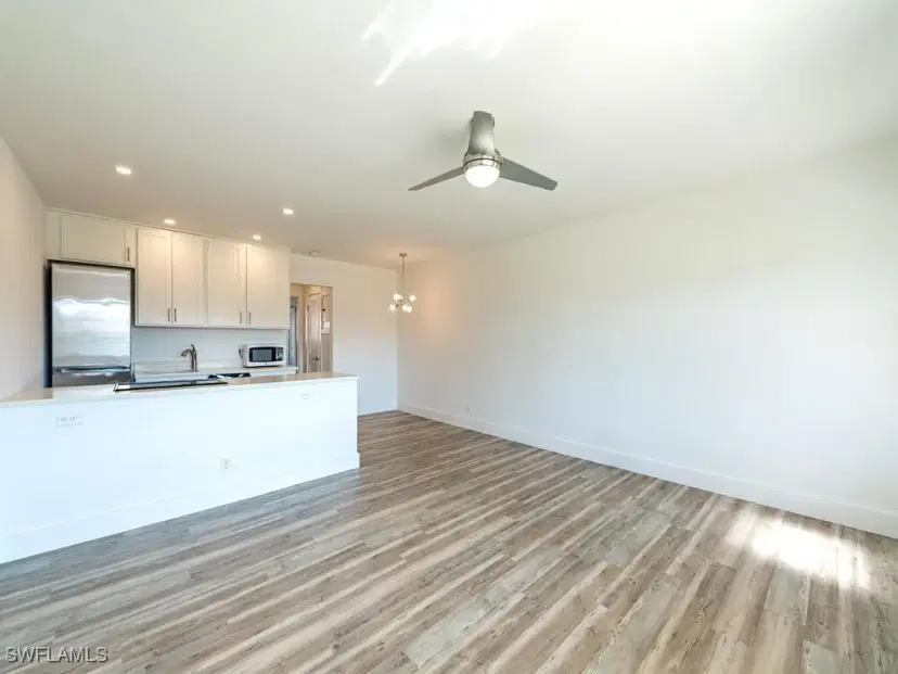 Picture of 473 12Th Avenue S B13, Naples FL 34102