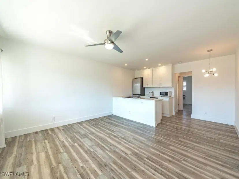 Picture of 473 12Th Avenue S B13, Naples FL 34102