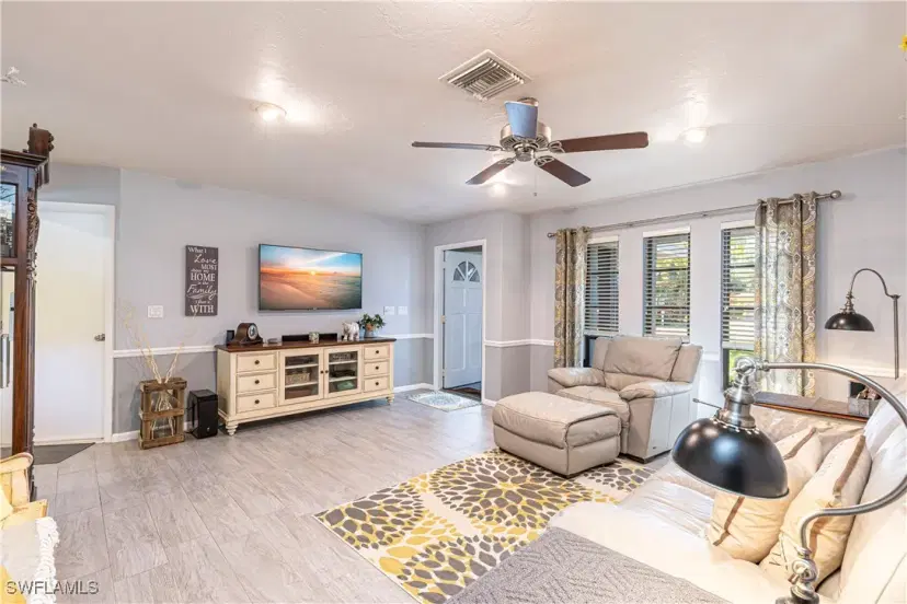 Picture of 75 Kirtland Dr, Naples FL 34110