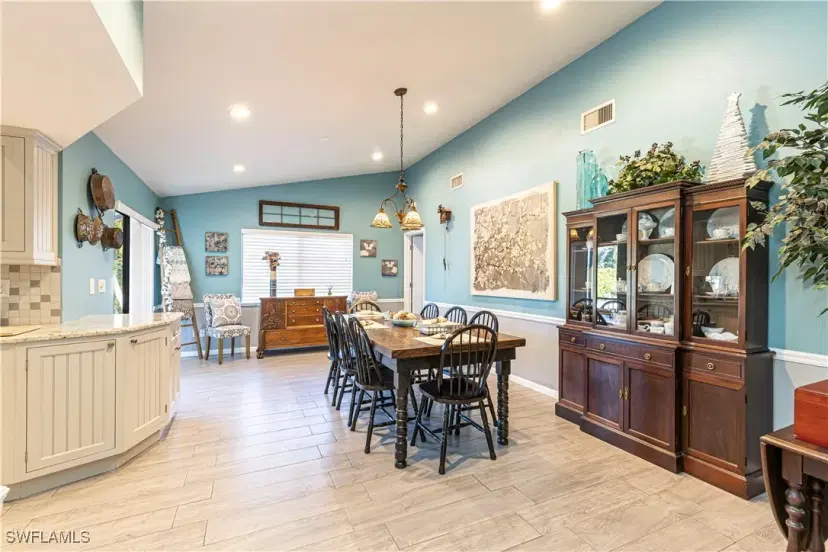 Picture of 75 Kirtland Dr, Naples FL 34110