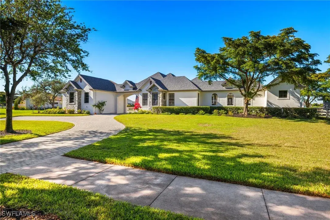 Picture of 16341 Shenandoah Cir, Fort Myers, FL 33908