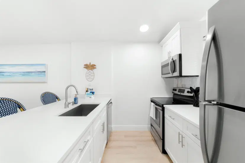Picture of 615 Club Drive, Palm Beach Gardens FL 33418