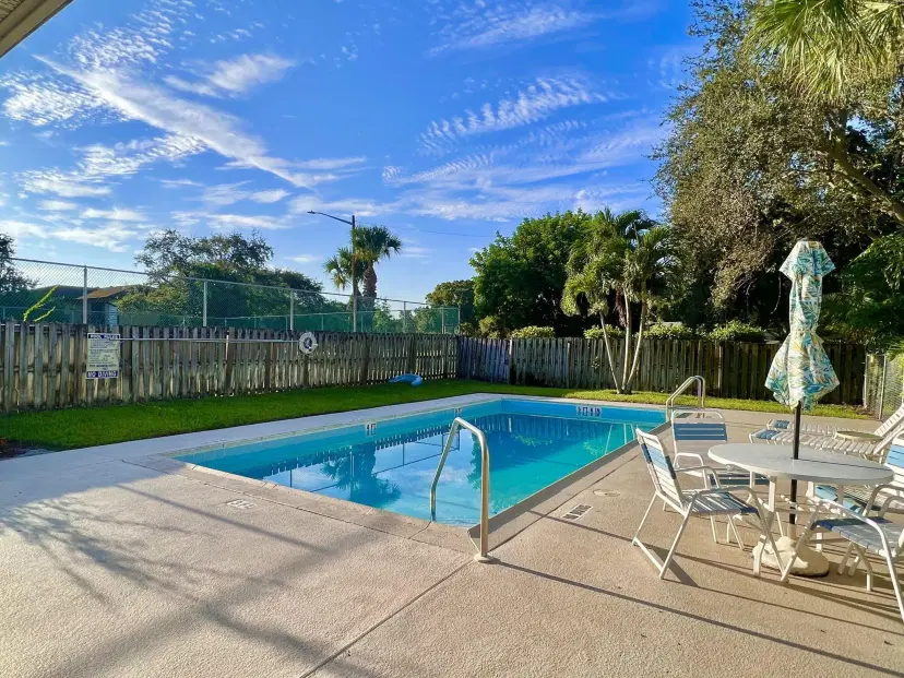 Picture of 1506 N Lawnwood Circle, Fort Pierce FL 34950