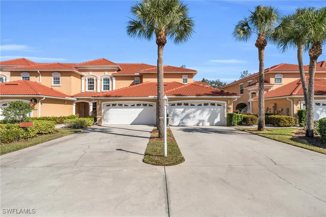 Picture of 13861 Eagle Ridge Lakes Dr 103, Fort Myers, FL 33912