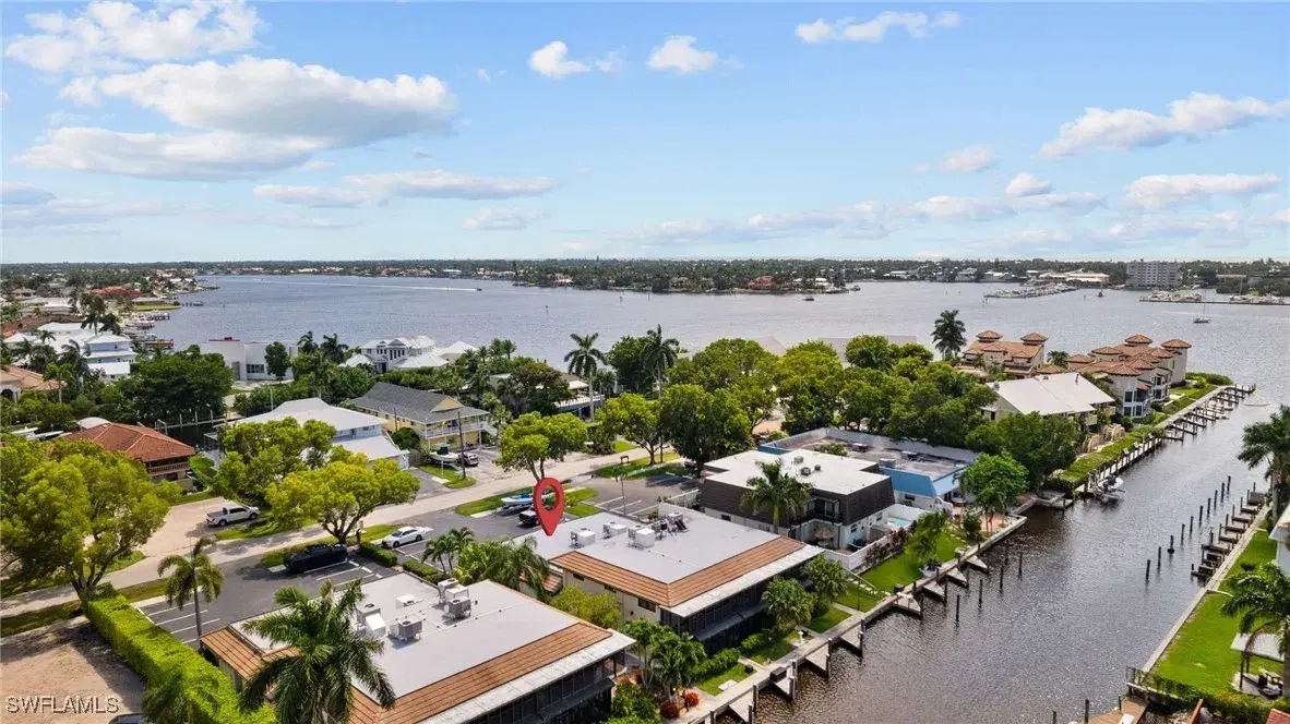 Picture of 1363 Chesapeake Ave B-2, Naples, FL 34102