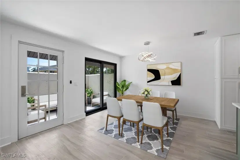 Picture of 1363 Chesapeake Ave B-2, Naples FL 34102