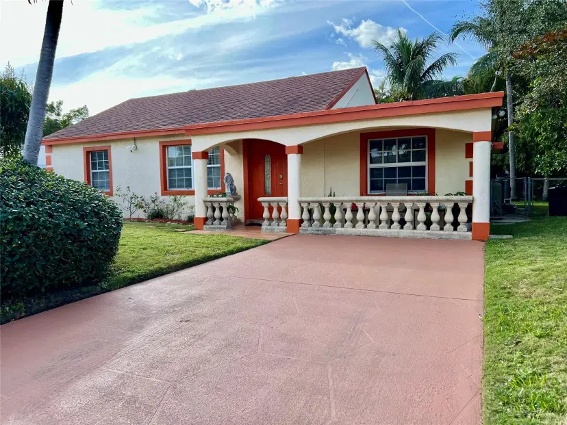 Picture of 909 Helena Dr, Lake Worth FL 33461