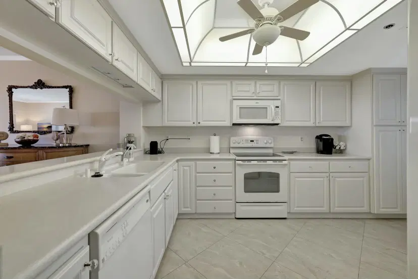 Picture of 144 NE Edgewater Drive 3105, Stuart FL 34996
