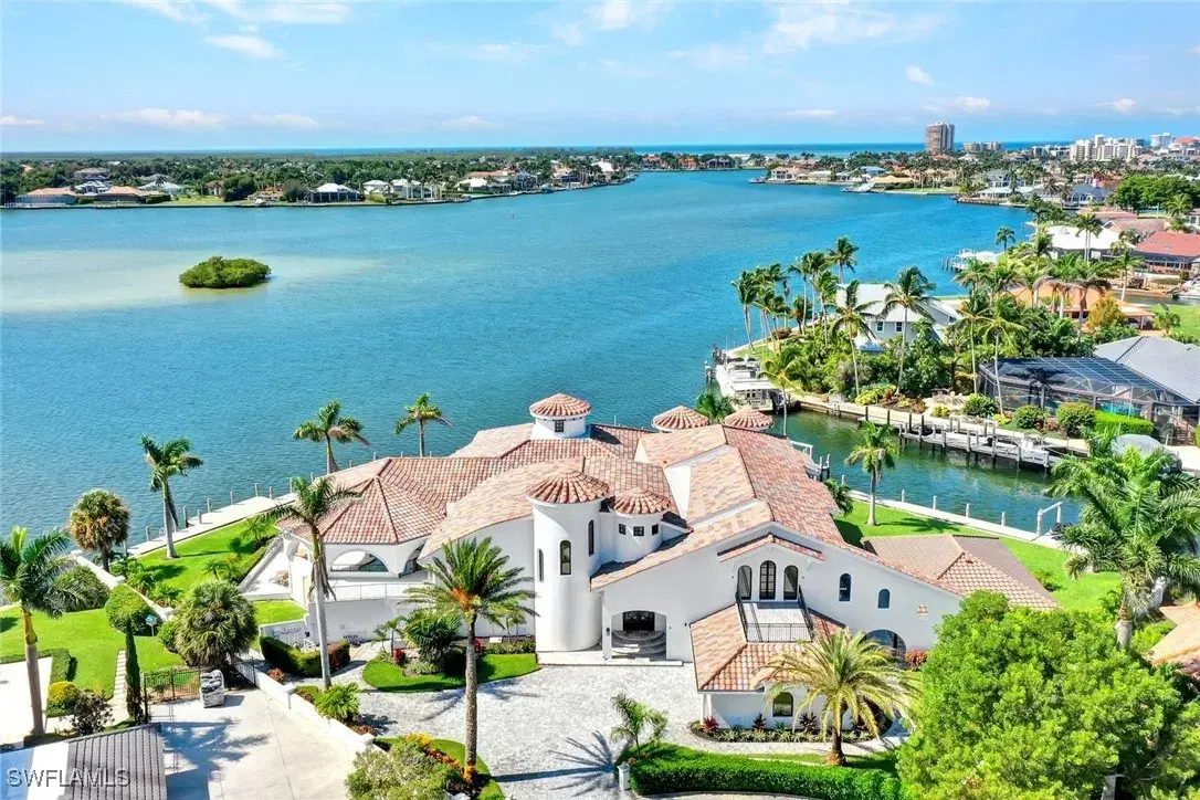 Picture of 550 Alameda Ct, Marco Island, FL 34145