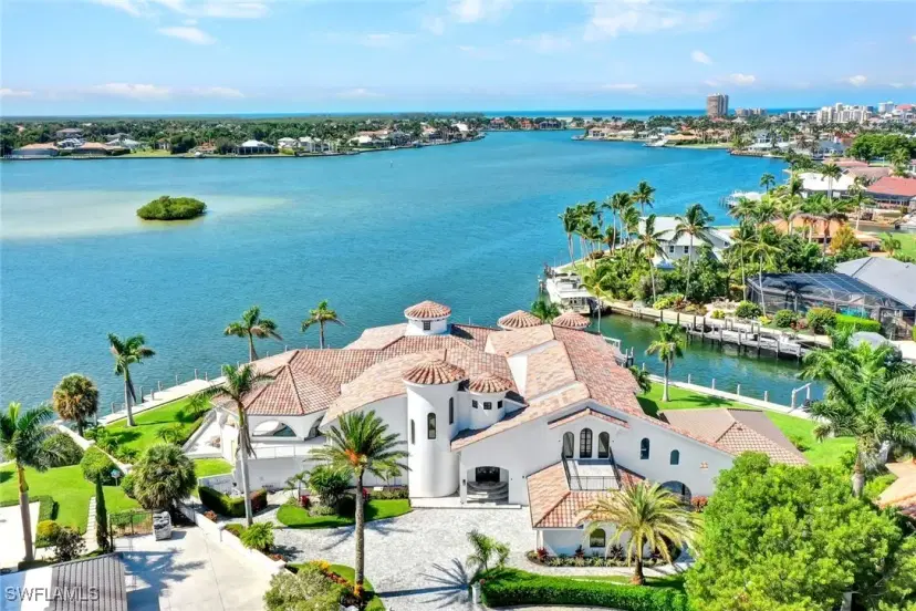 Picture of 550 Alameda Ct, Marco Island FL 34145