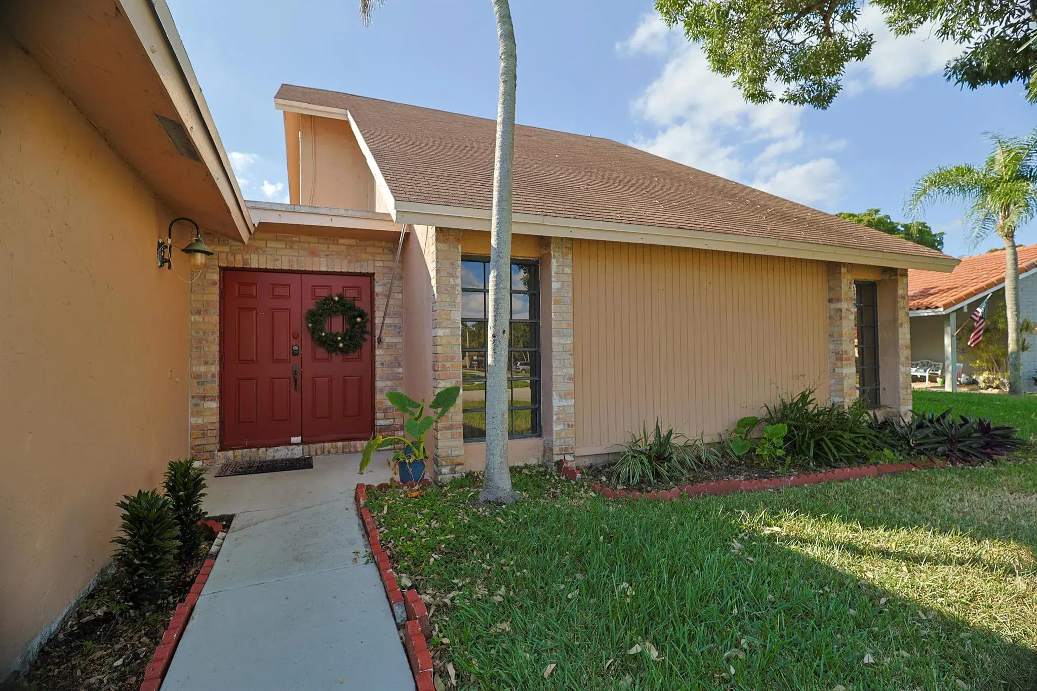 Picture of 4051 NW 93Rd Way, Sunrise, FL 33351