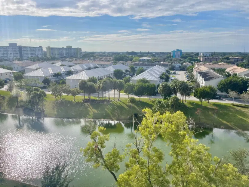 Picture of 3850 Washington St 810, Hollywood FL 33021