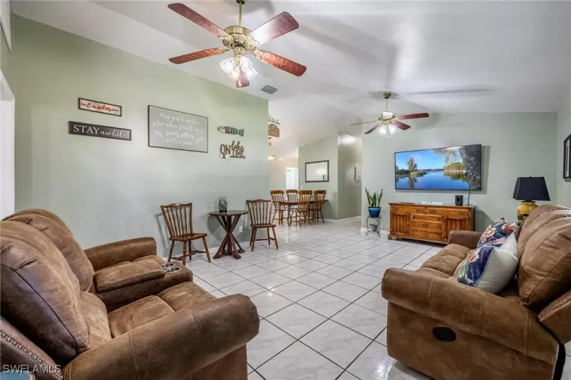 Picture of 340 & 344 Pine Ln, Clewiston FL 33440