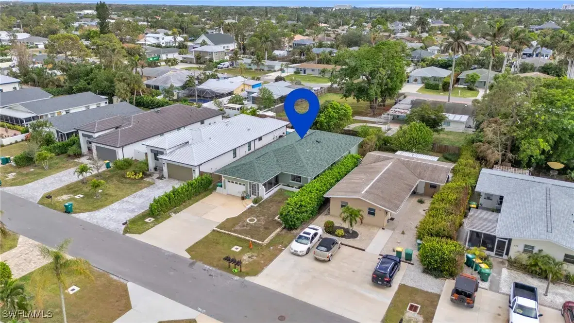 Picture of 726 109Th Ave N, Naples, FL 34108