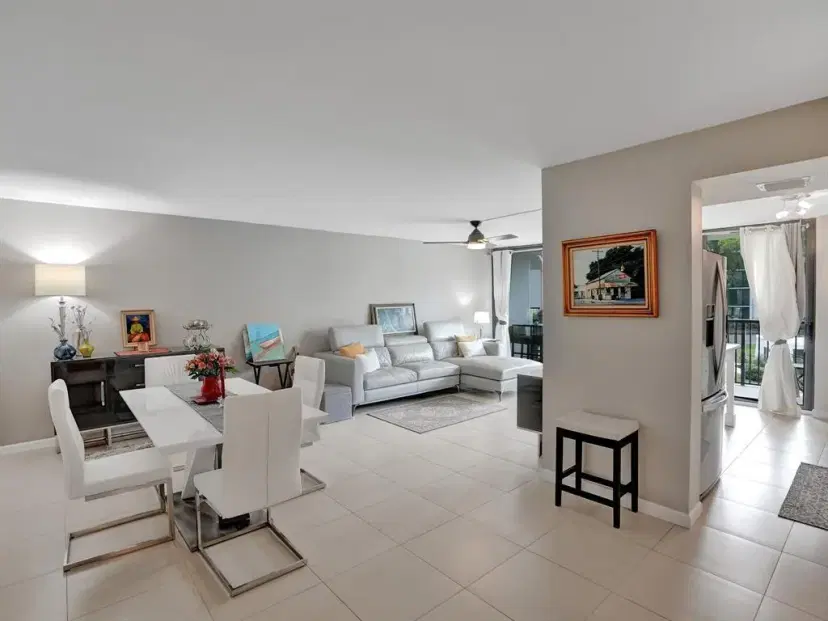 Picture of 1301 River Reach Dr 201, Fort Lauderdale FL 33315
