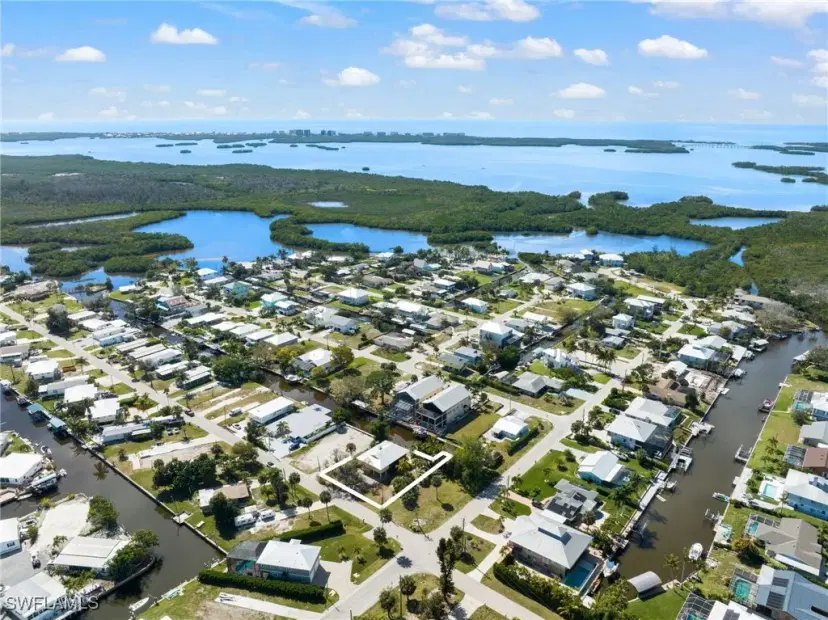 Picture of 24509 Dolphin St, Bonita Springs FL 34134
