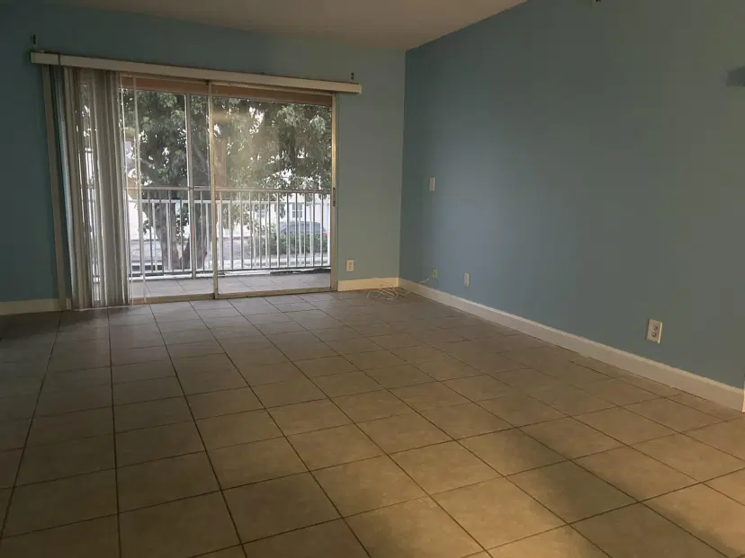 Picture of 1501 Crescent E49 Circle E49, Lake Park FL 33403