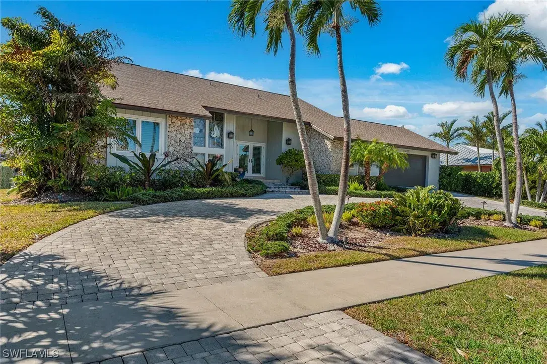 Picture of 272 N Barfield Dr, Marco Island, FL 34145