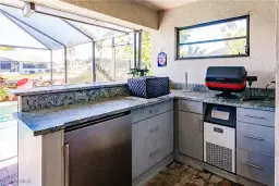 Picture of 1054 SE 21St Ave, Cape Coral, FL 33990