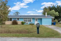 Picture of 372 Park Lane Dr, North Fort Myers, FL 33917