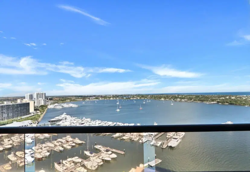 Picture of 100 Lakeshore Drive 1854, North Palm Beach FL 33408
