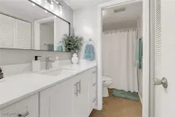 Picture of 1001 Foxfire Ln 109, Naples, FL 34104