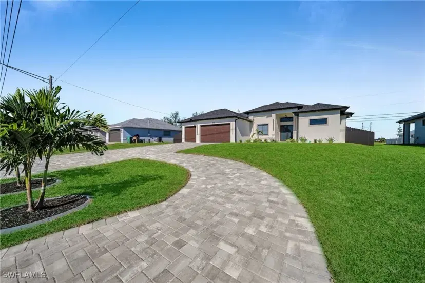 Picture of 205 Kismet Pkwy E, Cape Coral FL 33909