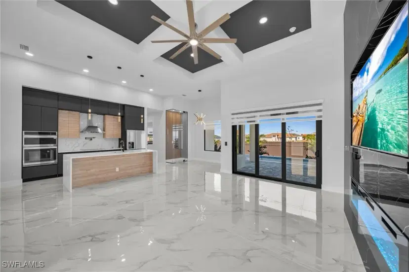Picture of 205 Kismet Pkwy E, Cape Coral FL 33909