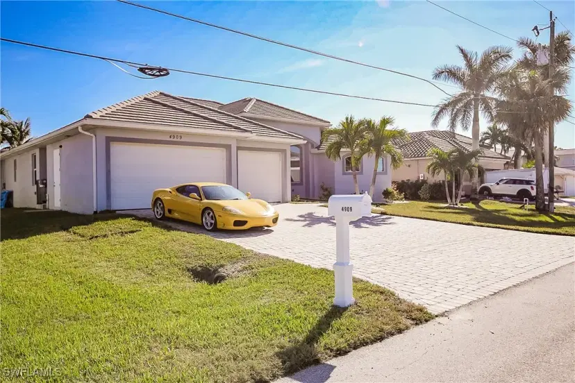Picture of 4909 Seville Ct, Cape Coral FL 33904