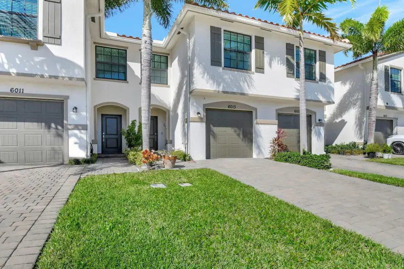 Picture of 6013 Woods Edge Circle, Riviera Beach FL 33410