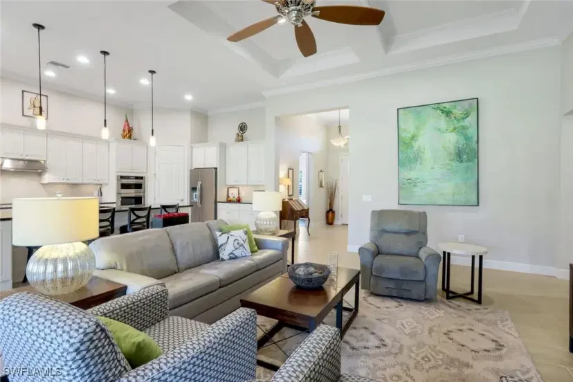 Picture of 9302 Quarry Dr, Naples FL 34120