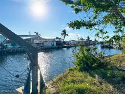 Picture of 2920 Harpoon Ln, St. James City, FL 33956