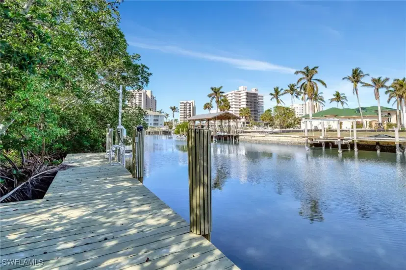 Picture of 129 Egret Ave, Naples FL 34108